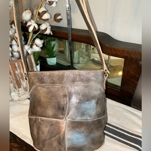 Bed Stu Leather Coronado Crossbody Bag Grey Taupe Rustic Retail $225 - Picture 3 of 12